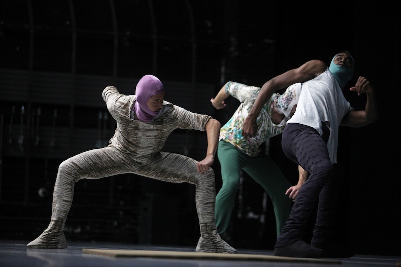 The Forsythe Company. Photo by Julieta Cervantes.